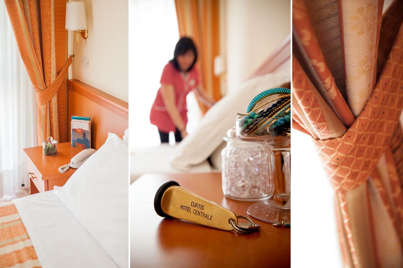 Hotel Curtis Centrale Аласио Екстериор снимка